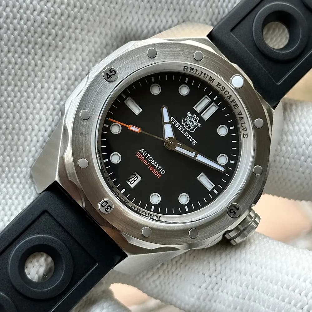 ساعة STEELDIVE SD1960 غواص أوتوماتيكية 45 مم بعلبة فولاذية وزجاج ياقوتي
